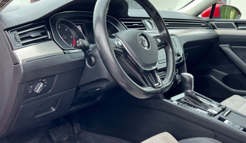 Volkswagen Passat Variant 2.0 TDI SCR DSG (BlueM Tech) Highline full