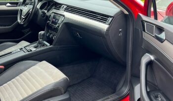 Volkswagen Passat Variant 2.0 TDI SCR DSG (BlueM Tech) Highline full