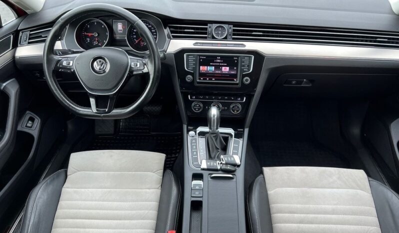 Volkswagen Passat Variant 2.0 TDI SCR DSG (BlueM Tech) Highline full