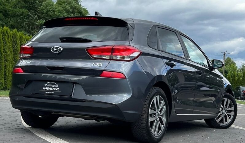 Hyundai i30 1.6 CRDI LIFT NAVI KAMERA KLIMATRONIK GRZANE FOTELE I KIEROWNICA SERWISOWANY 100% BEZWYPADKOWY GWARANCJA full