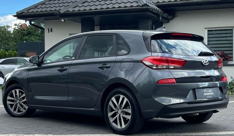 Hyundai i30 1.6 CRDI LIFT NAVI KAMERA KLIMATRONIK GRZANE FOTELE I KIEROWNICA SERWISOWANY 100% BEZWYPADKOWY GWARANCJA full