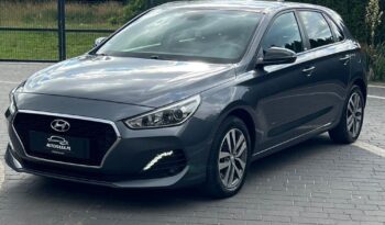 Hyundai i30 1.6 CRDI LIFT NAVI KAMERA KLIMATRONIK GRZANE FOTELE I KIEROWNICA SERWISOWANY 100% BEZWYPADKOWY GWARANCJA full