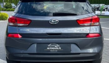 Hyundai i30 1.6 CRDI LIFT NAVI KAMERA KLIMATRONIK GRZANE FOTELE I KIEROWNICA SERWISOWANY 100% BEZWYPADKOWY GWARANCJA full