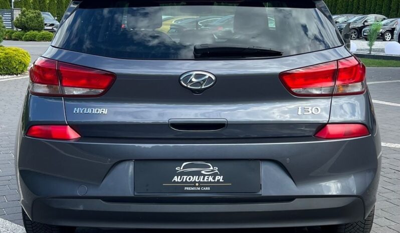Hyundai i30 1.6 CRDI LIFT NAVI KAMERA KLIMATRONIK GRZANE FOTELE I KIEROWNICA SERWISOWANY 100% BEZWYPADKOWY GWARANCJA full