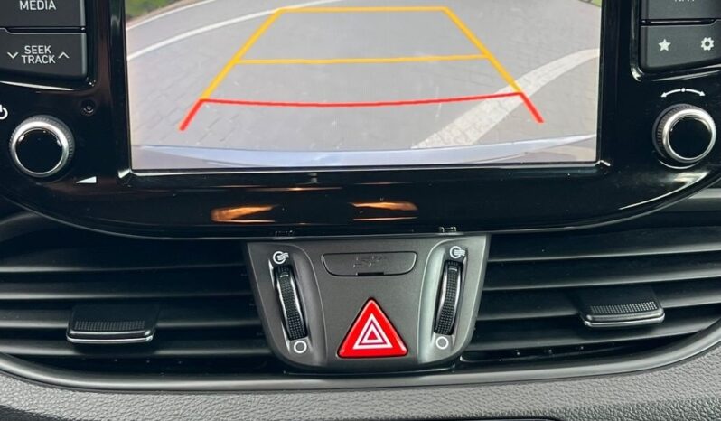 Hyundai i30 1.6 CRDI LIFT NAVI KAMERA KLIMATRONIK GRZANE FOTELE I KIEROWNICA SERWISOWANY 100% BEZWYPADKOWY GWARANCJA full