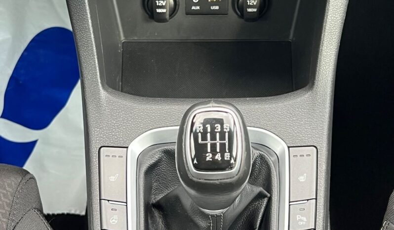 Hyundai i30 1.6 CRDI LIFT NAVI KAMERA KLIMATRONIK GRZANE FOTELE I KIEROWNICA SERWISOWANY 100% BEZWYPADKOWY GWARANCJA full