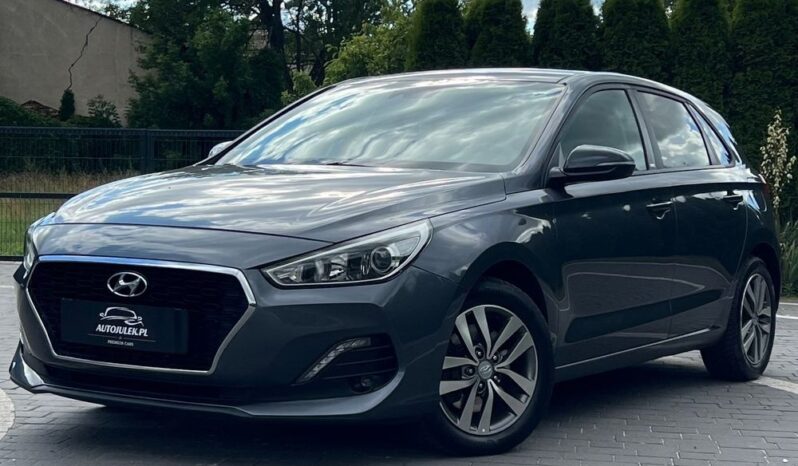 Hyundai i30 1.6 CRDI LIFT NAVI KAMERA KLIMATRONIK GRZANE FOTELE I KIEROWNICA SERWISOWANY 100% BEZWYPADKOWY GWARANCJA full