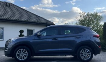 HYUNDAI TUCSON 1.7CRDI 141KM AUTOMAT NAVI KAMERA GRZANE FOTELE SERWISOWANY BEZWYPADKOWY GWARANCJA ZAREJESTROWANY full