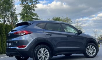 HYUNDAI TUCSON 1.7CRDI 141KM AUTOMAT NAVI KAMERA GRZANE FOTELE SERWISOWANY BEZWYPADKOWY GWARANCJA ZAREJESTROWANY full