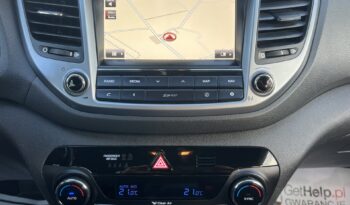 HYUNDAI TUCSON 1.7CRDI 141KM AUTOMAT NAVI KAMERA GRZANE FOTELE SERWISOWANY BEZWYPADKOWY GWARANCJA ZAREJESTROWANY full