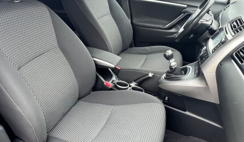 Toyota Verso 1.6 D-4D 7-Foteli Navi Kamera Klimatronik Grzane Fotele Bezwypadkowa Gwarancja full