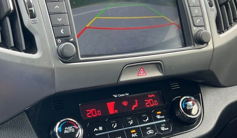 Kia Sportage 1.7 CRDI PANORAMA XENON SKÓRA NAVI KAMERA GRZANE FOTELE I KIEROWNICA BEZWYPADKOWA SERWISOWANA GWARANCJA full