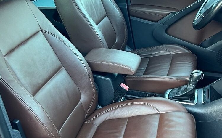 Volkswagen Tiguan 2.0 TDI 4Mot R-Style DSG Panorama Bixenon Skóra Grzane Fotele Serwisowany Bezwypadkowy Gwarancja full