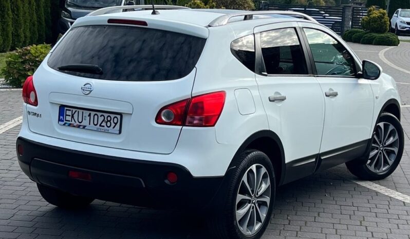 Nissan Qashqai 2.0 PANORAMA NAVI KAMERA GRZANE FOTELE TEMPOMAT ZAREJESTROWANY full