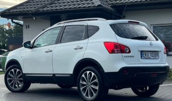 Nissan Qashqai 2.0 PANORAMA NAVI KAMERA GRZANE FOTELE TEMPOMAT ZAREJESTROWANY full