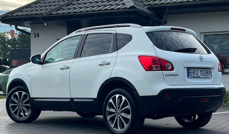Nissan Qashqai 2.0 PANORAMA NAVI KAMERA GRZANE FOTELE TEMPOMAT ZAREJESTROWANY full