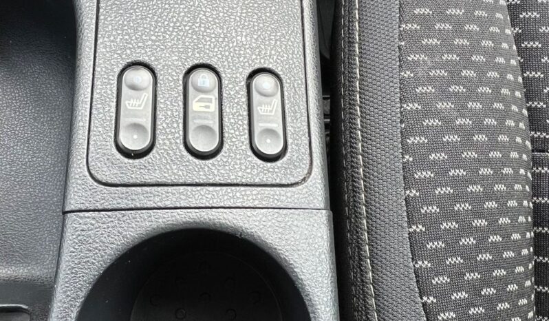 Nissan Qashqai 2.0 PANORAMA NAVI KAMERA GRZANE FOTELE TEMPOMAT ZAREJESTROWANY full