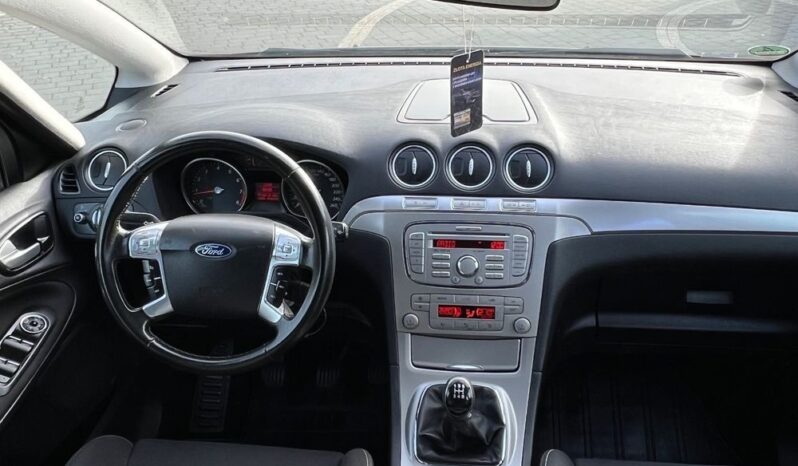 Ford S-Max 2.0 145KM Benzyna Lift Klimatronik Grzane Fotele Tempomat 7-osobowy Gwarancja full
